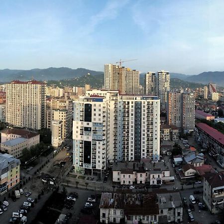 Удобные Апартаменты С Видом На Море Batumi Kültér fotó