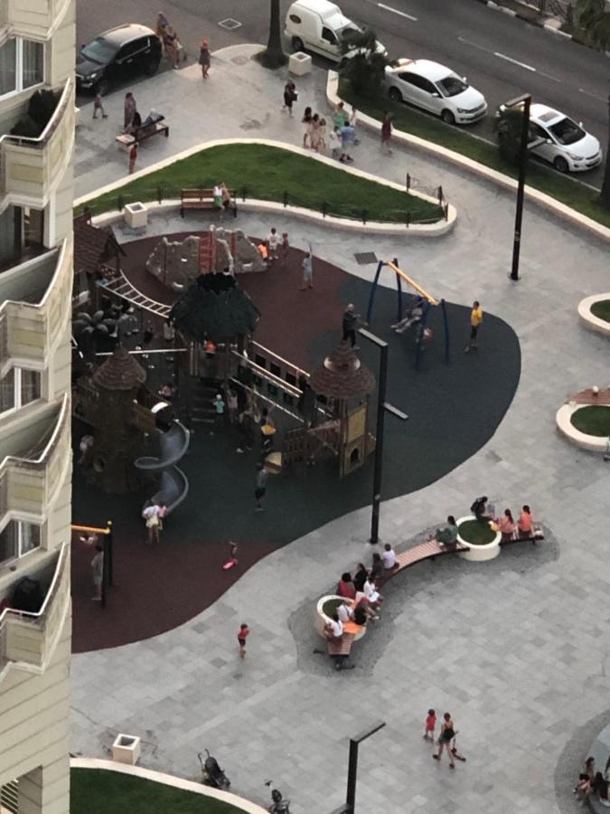 Удобные Апартаменты С Видом На Море Batumi Kültér fotó