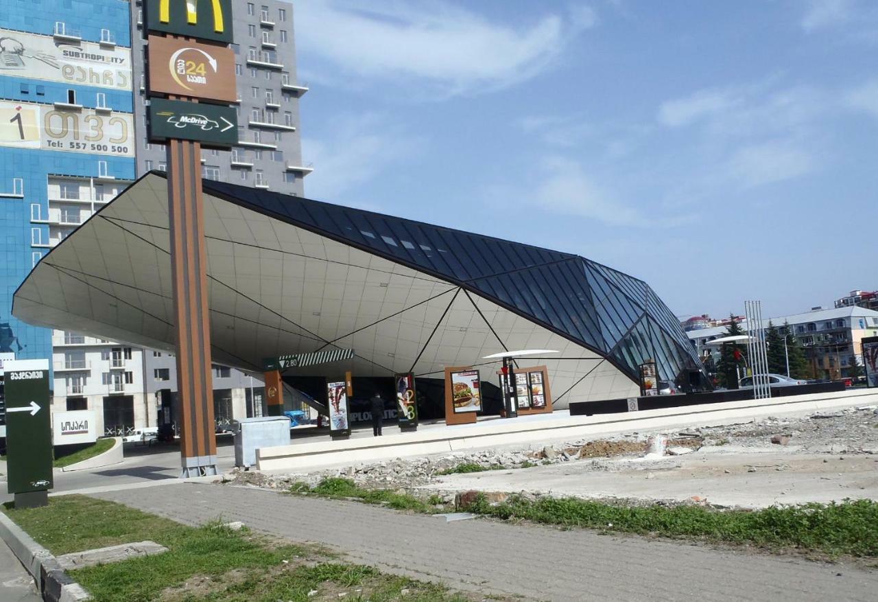 Удобные Апартаменты С Видом На Море Batumi Kültér fotó