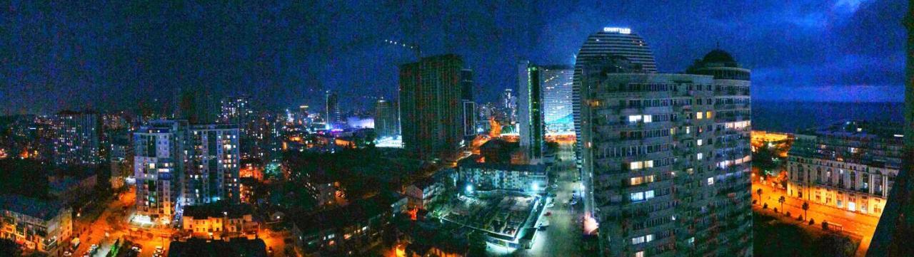 Удобные Апартаменты С Видом На Море Batumi Kültér fotó